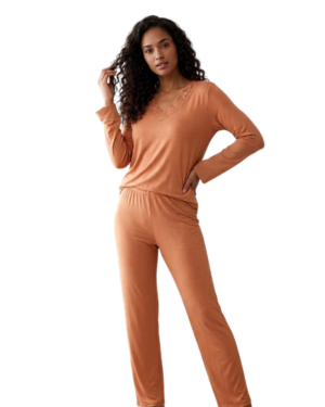 Pijama em Viscolycra com Detalhes em Renda